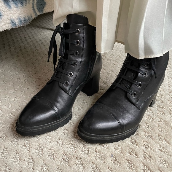 Genuine leather boots - Picture 3 of 7
